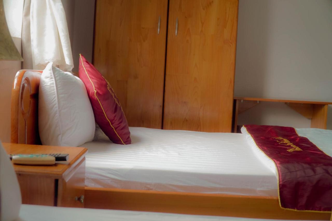 Eden Hotel Buôn Ma Thuột Esterno foto